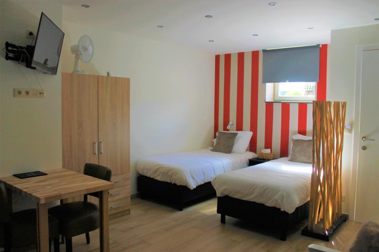 De Blauwe Hoeve Zwijndrecht ภายนอก รูปภาพ